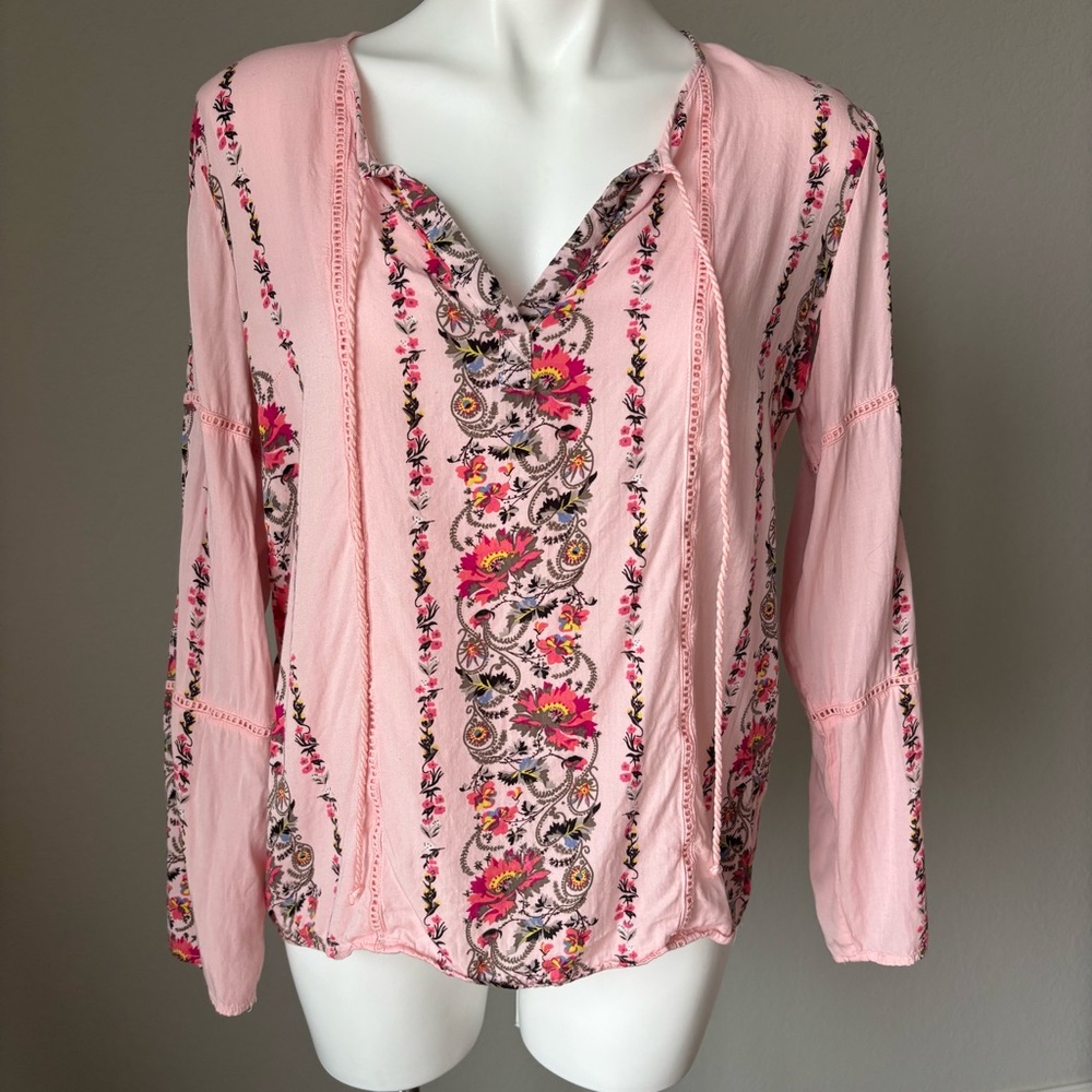 TRIBAL Brand Pink Floral Long Sleeve V-Neck Ladder Lace Bohemian Blouse Size M